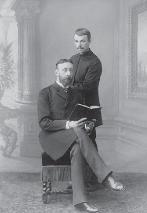 Николай Николаевич Неплюев со своим учеником Андреем Фурсеем