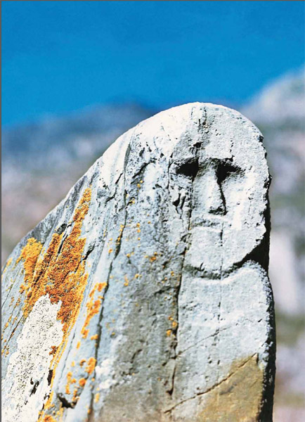 Древнее изображение – «каменная баба» - на 381 километре Чуйского тракта