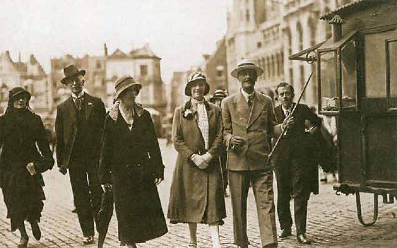 Группа делегатов Второй международной конференции, посвященной Пакту Рериха Брюгге. 7 августа 1932 г.